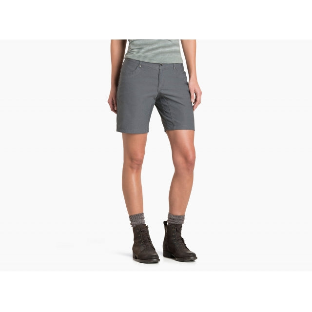 Women's Trekr Pull On Short 8"
