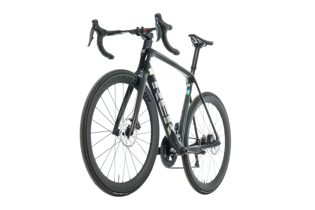 2022 Trek Emonda SLR 56cm Ultegra Di2 Bontrager Aeolus 50 Pro Wheelset