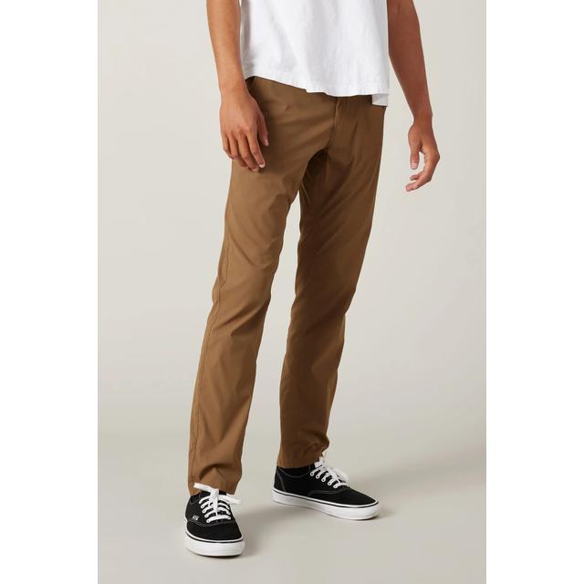 Men's Everywhere Featherlight Chino Pant - Slim Fit
